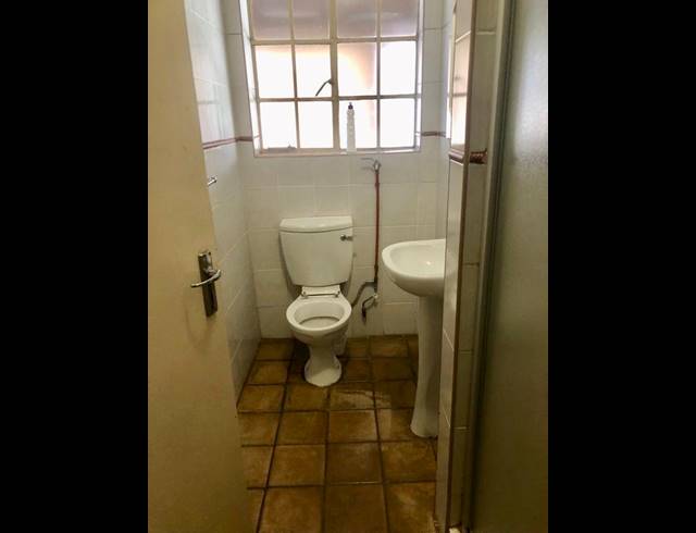 2 BEDROOM APARTMENT FOR SALE IN MAKHADO